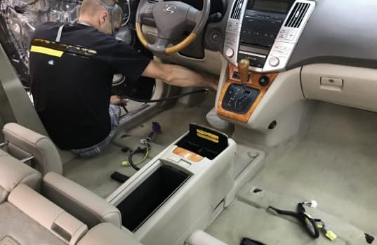 Kompletní čištění interiéru